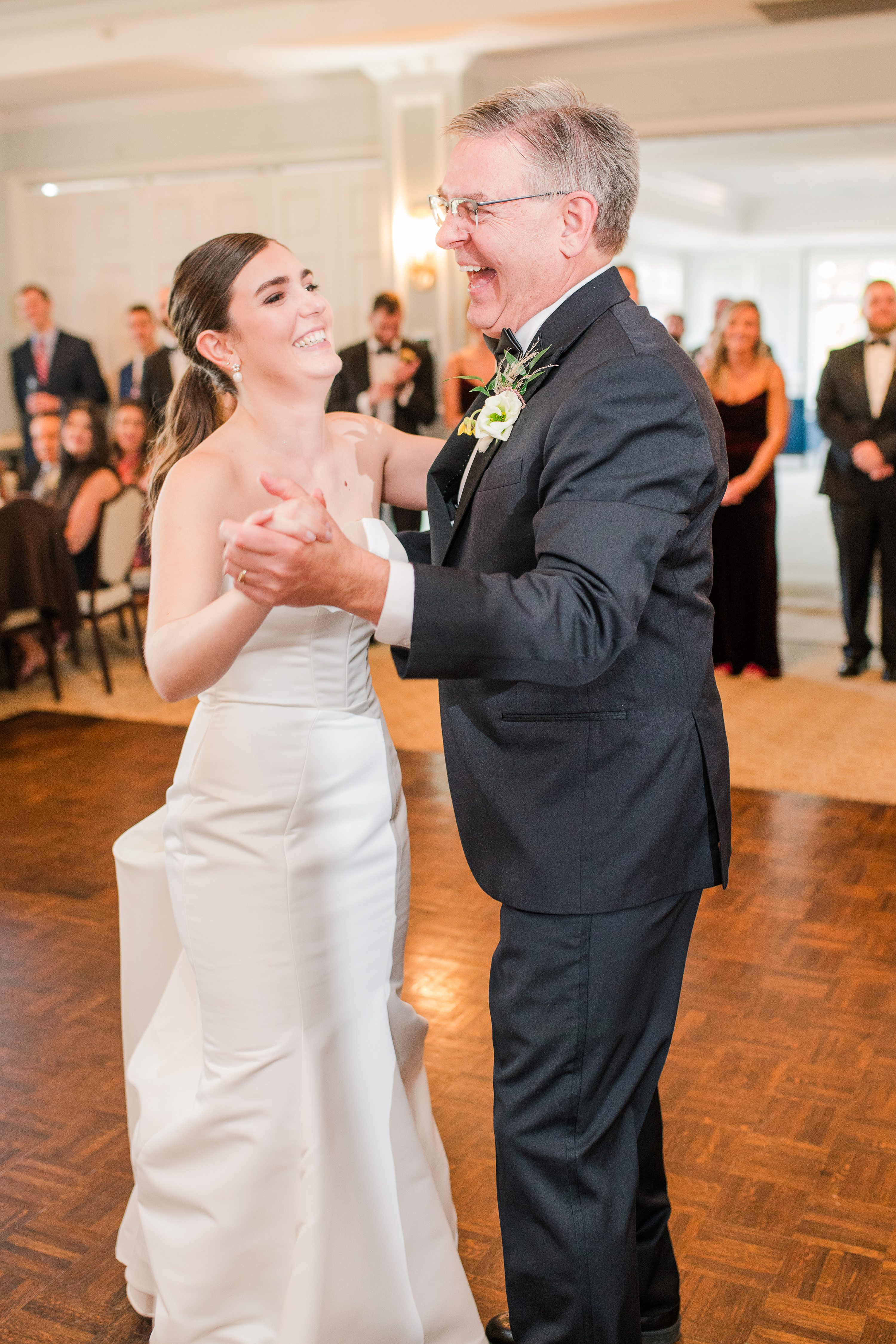 Willow Oaks Country Club,October golf course wedding