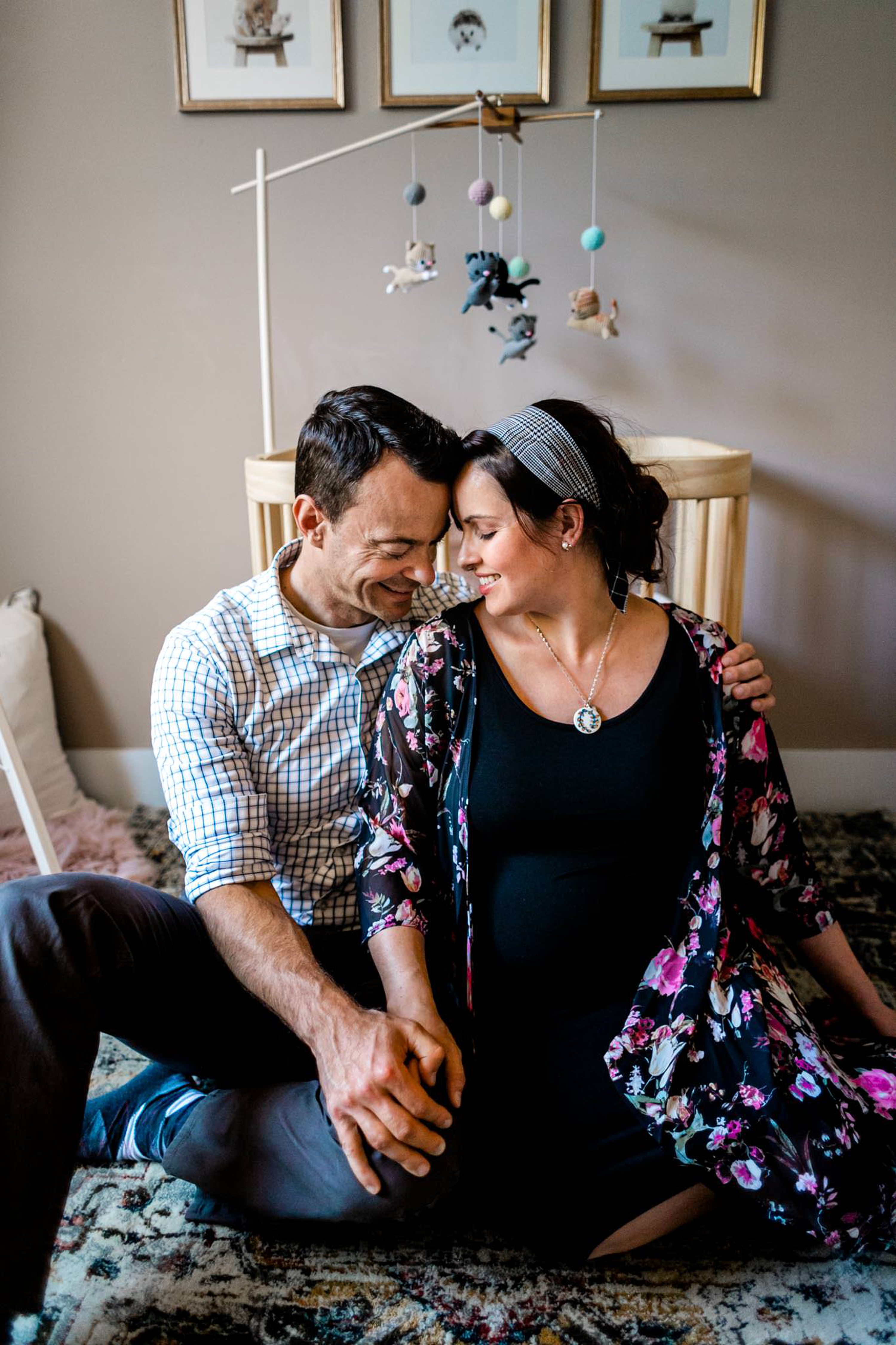 Chic Lifestyle Maternity Portraits {Beka Price Photography