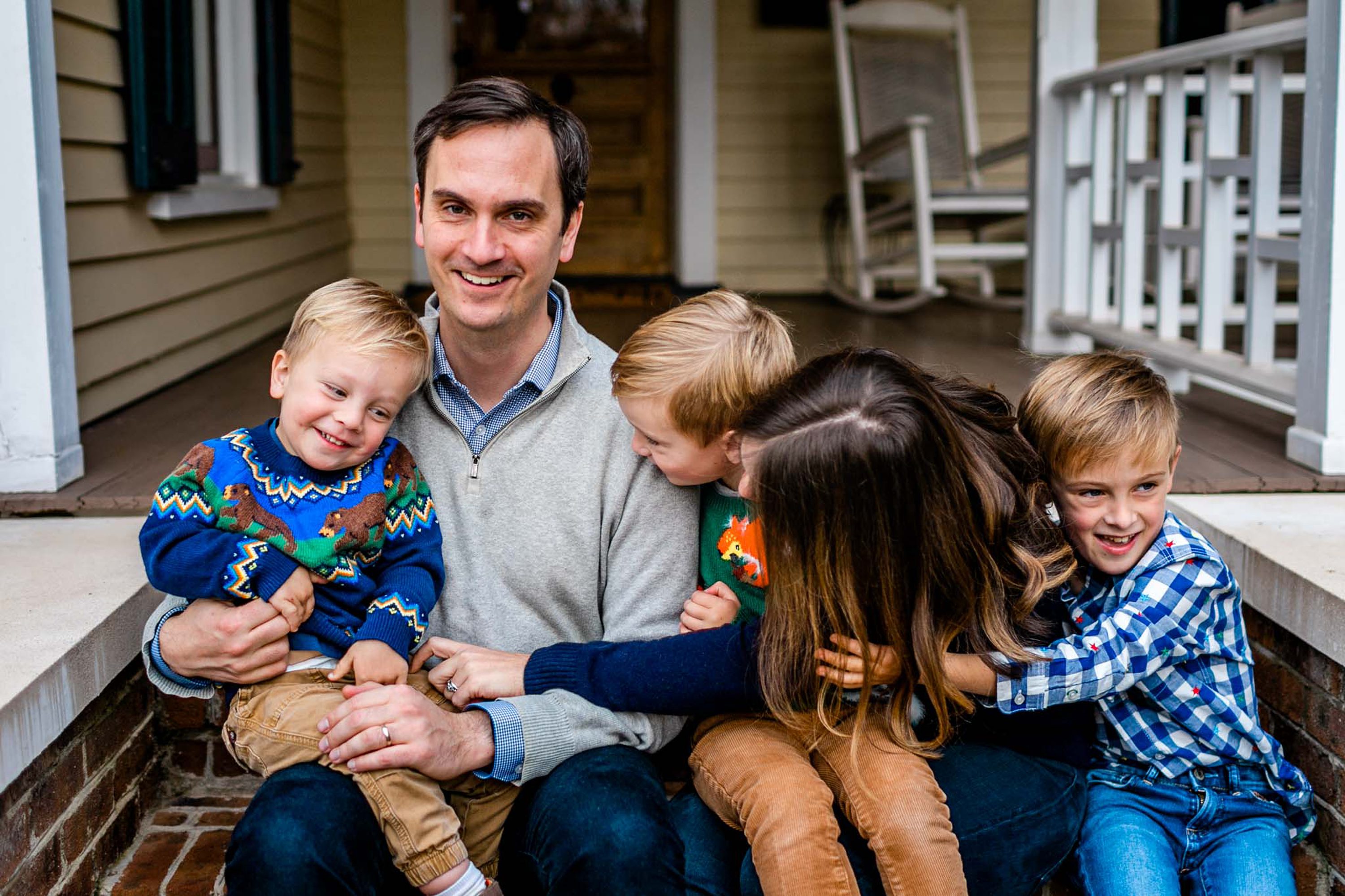 G. Lin Photography,Hillsborough Family Photographer,Durham Family Photographer Lifestyle Family Photographer,Lifestyle Session at Home
