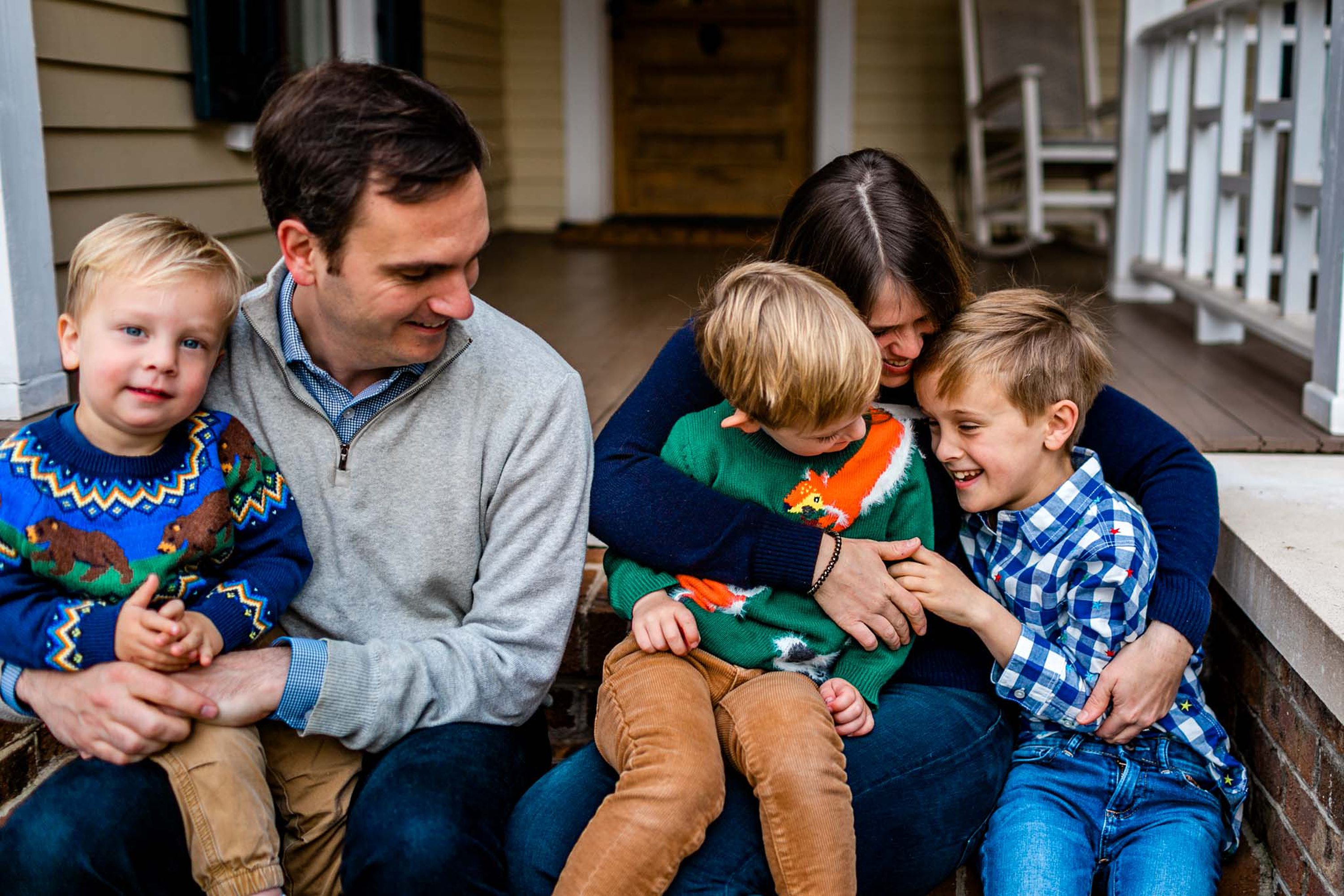 G. Lin Photography,Hillsborough Family Photographer,Durham Family Photographer Lifestyle Session at Home,Fall Family Photo