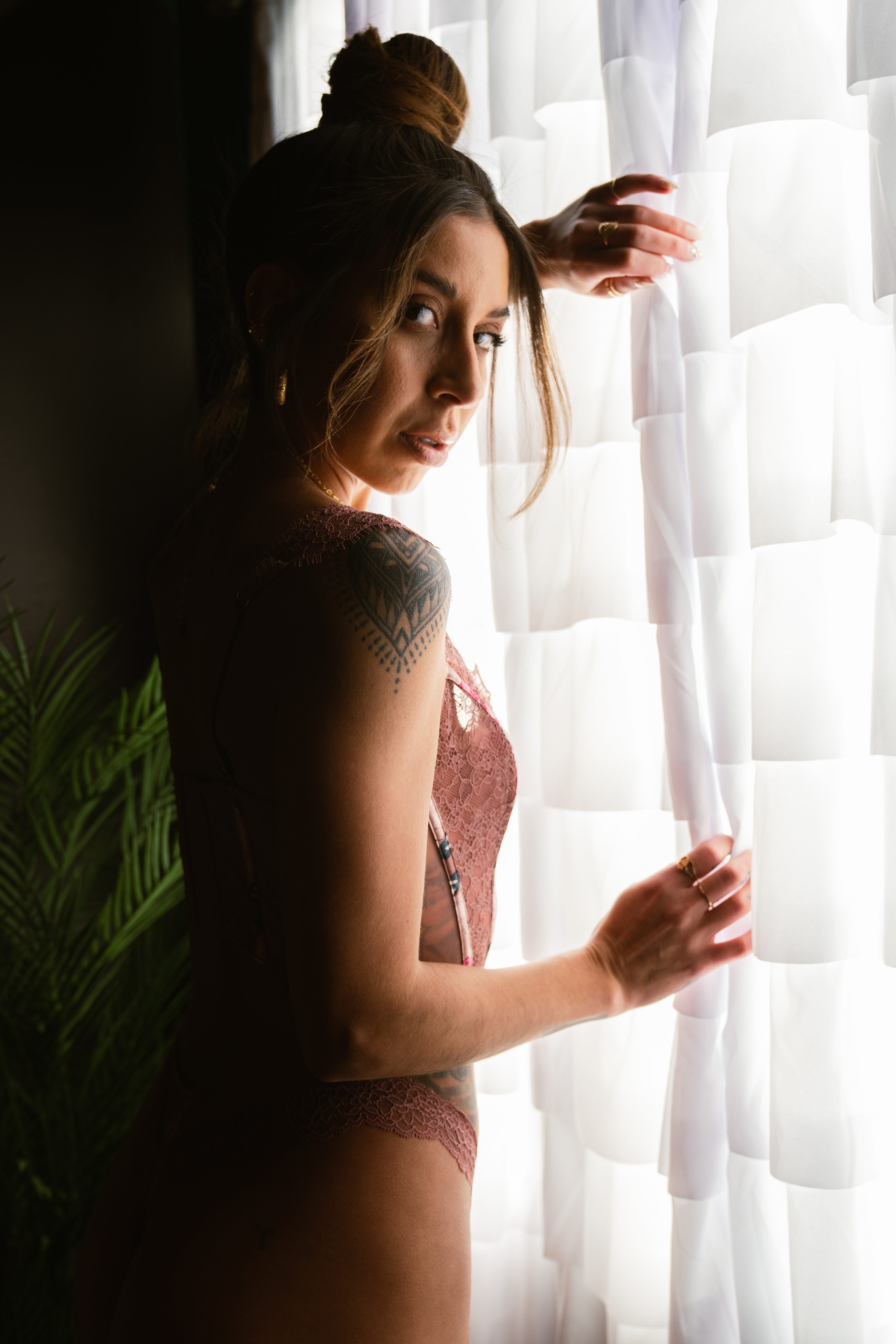 sexy photos for couples,helena boudoir photographer