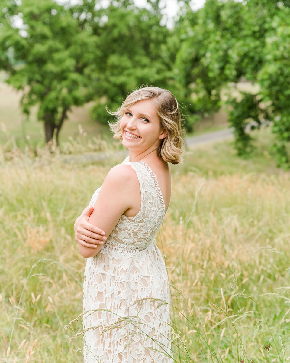 Example Shoot Title Tag,midlothian high school senior session maymont park senior session, purple clematis