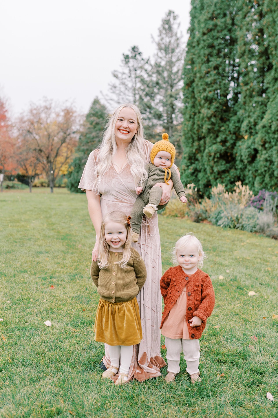 minneapolis motherhood photographer,minneapolis family photographer