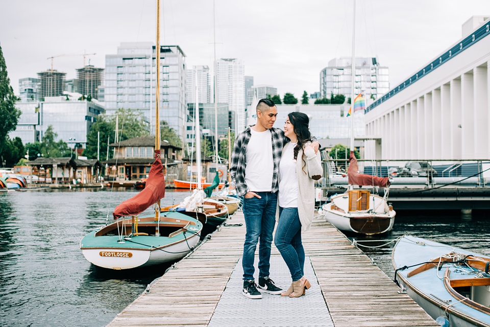 lake union seattle engagement photo location