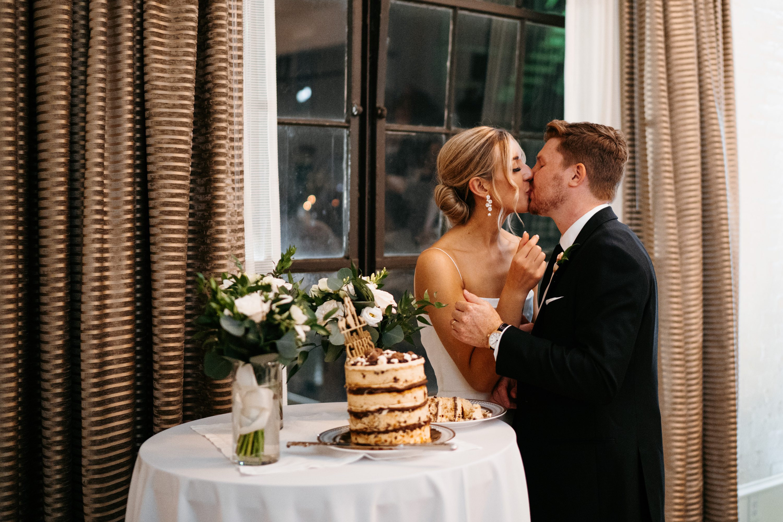 Example Shoot Title Tag Urban Denver Wedding, The Oxford Hotel Wedding
