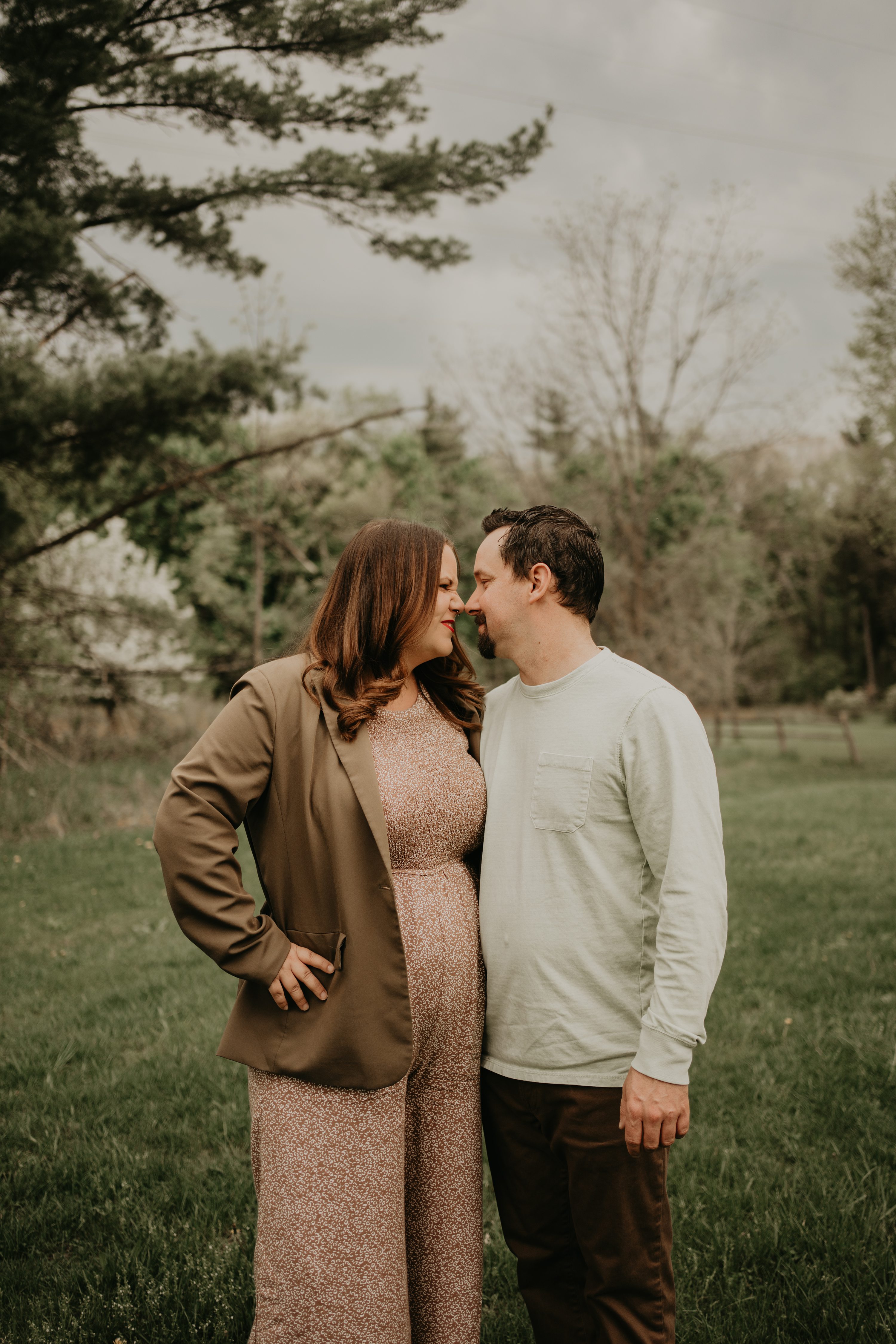 couples session,engagement photographer,michigan photographer,detroit photographer,family photographer,family detroit wedding photographer,michigan wedding photographer,michigan wedding videographer