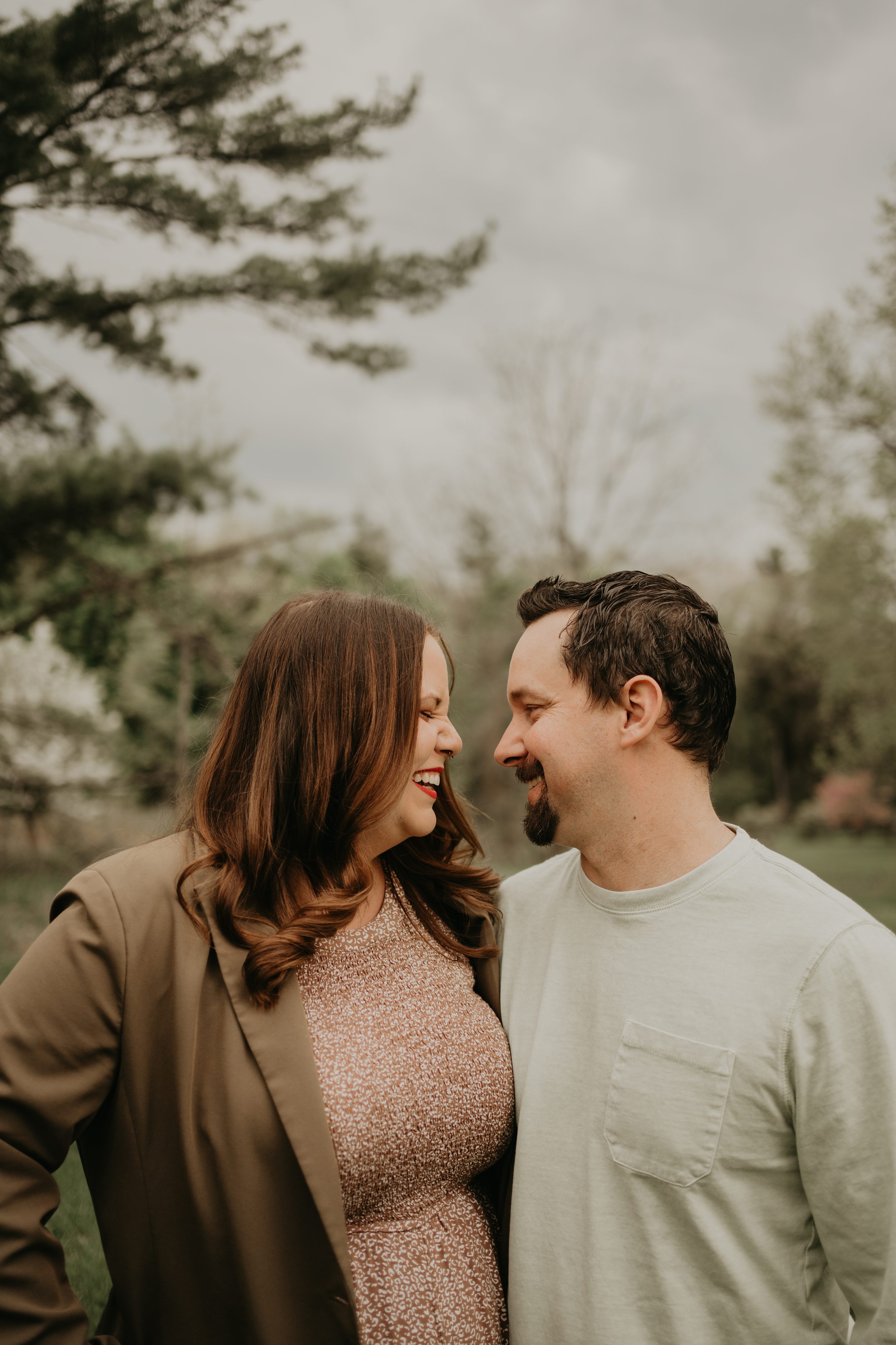 couples session,engagement photographer,michigan photographer,detroit photographer,family photographer,family detroit wedding photographer,michigan wedding photographer,michigan wedding videographer