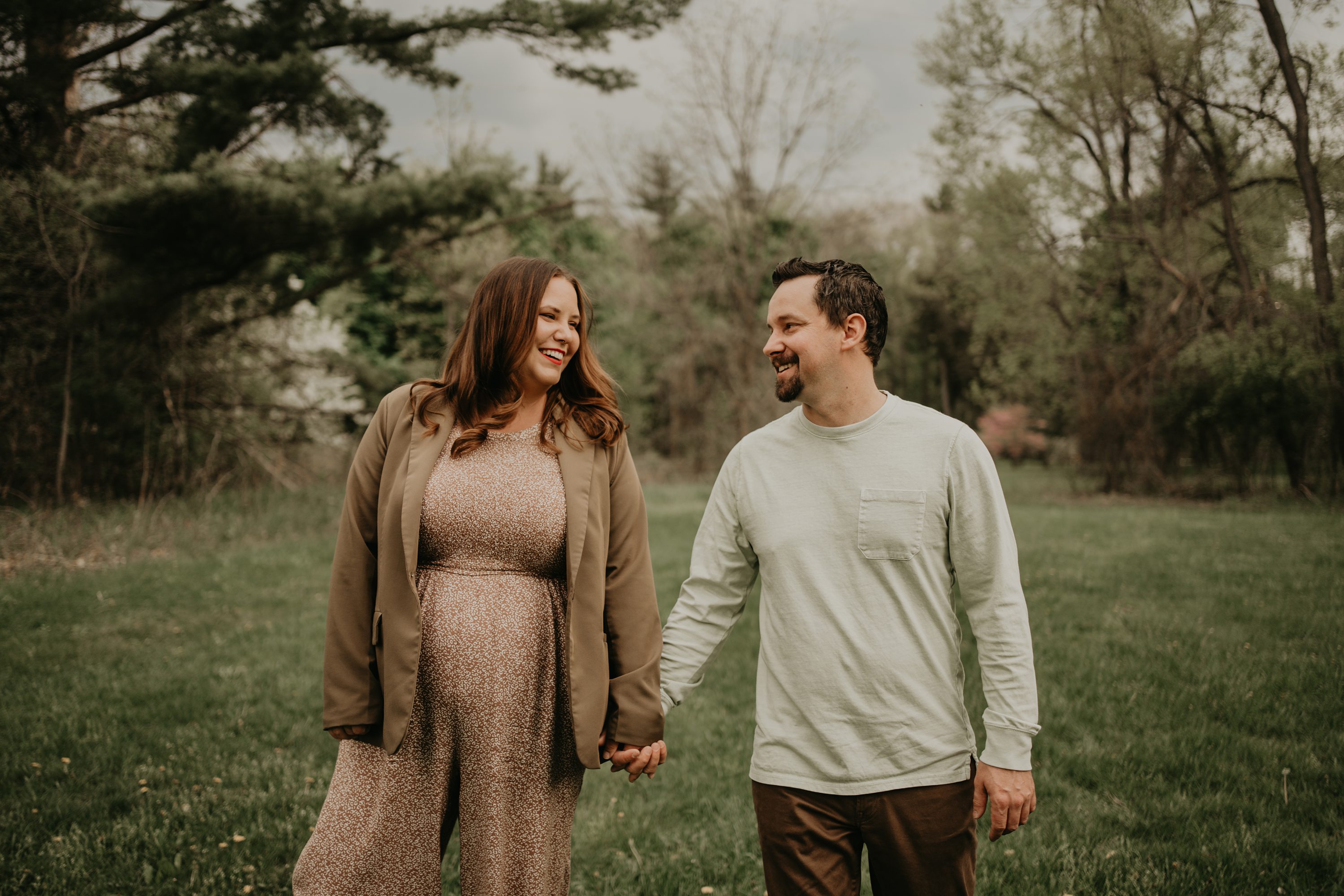 couples session,engagement photographer,michigan photographer,detroit photographer,family photographer,family detroit wedding photographer,michigan wedding photographer,michigan wedding videographer