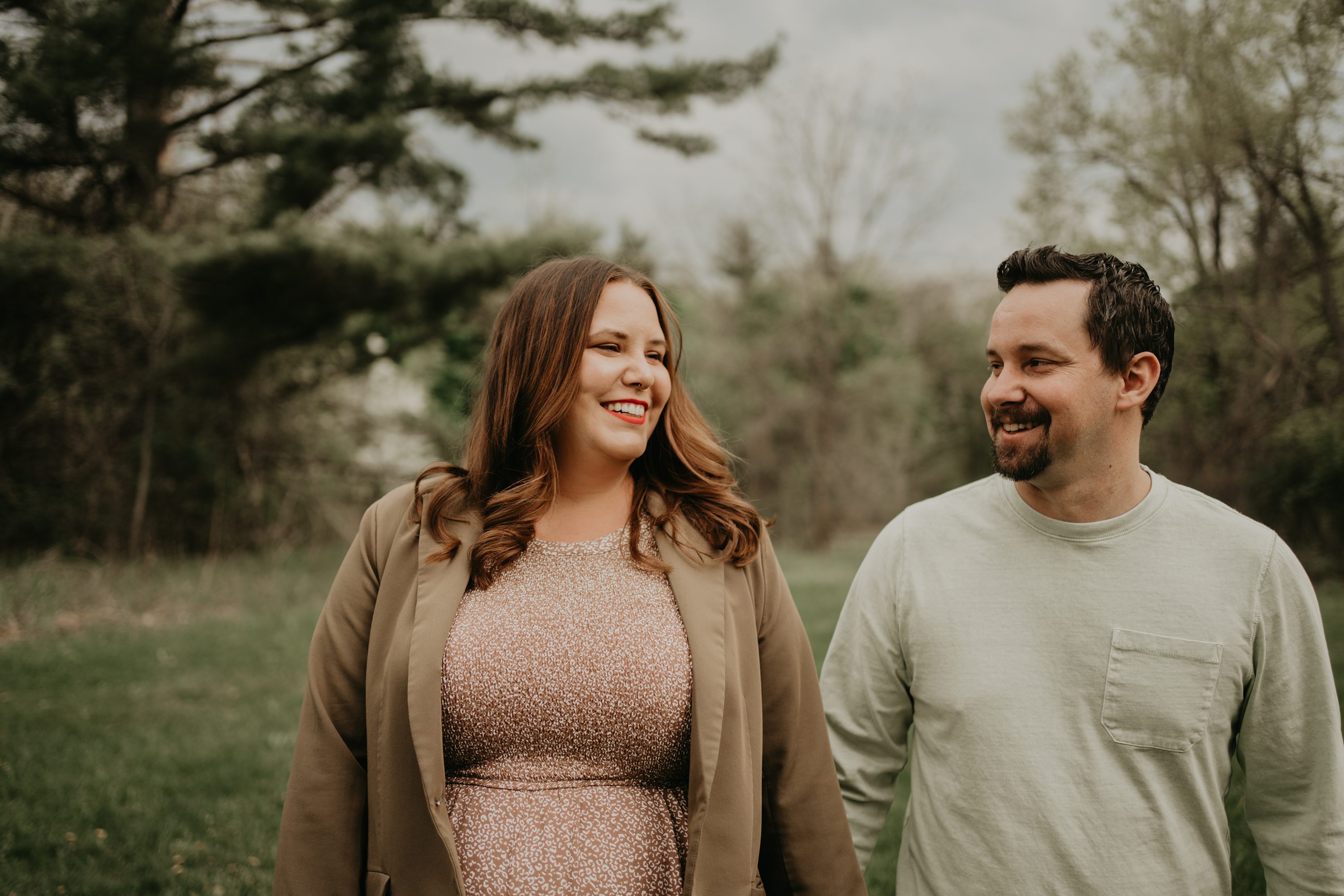 couples session,engagement photographer,michigan photographer,detroit photographer,family photographer,family detroit wedding photographer,michigan wedding photographer,michigan wedding videographer