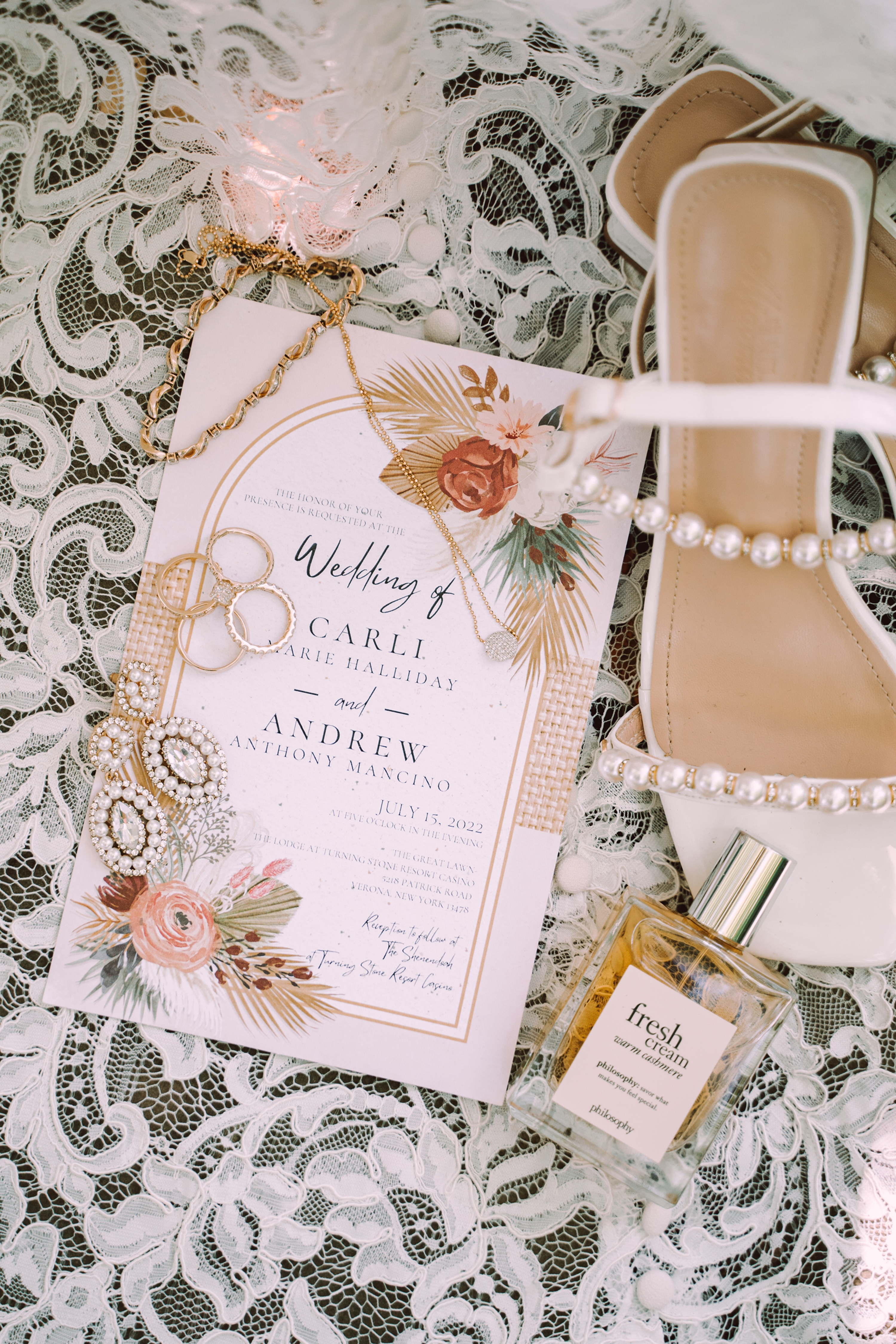 Summer Turning Stone Lodge Wedding