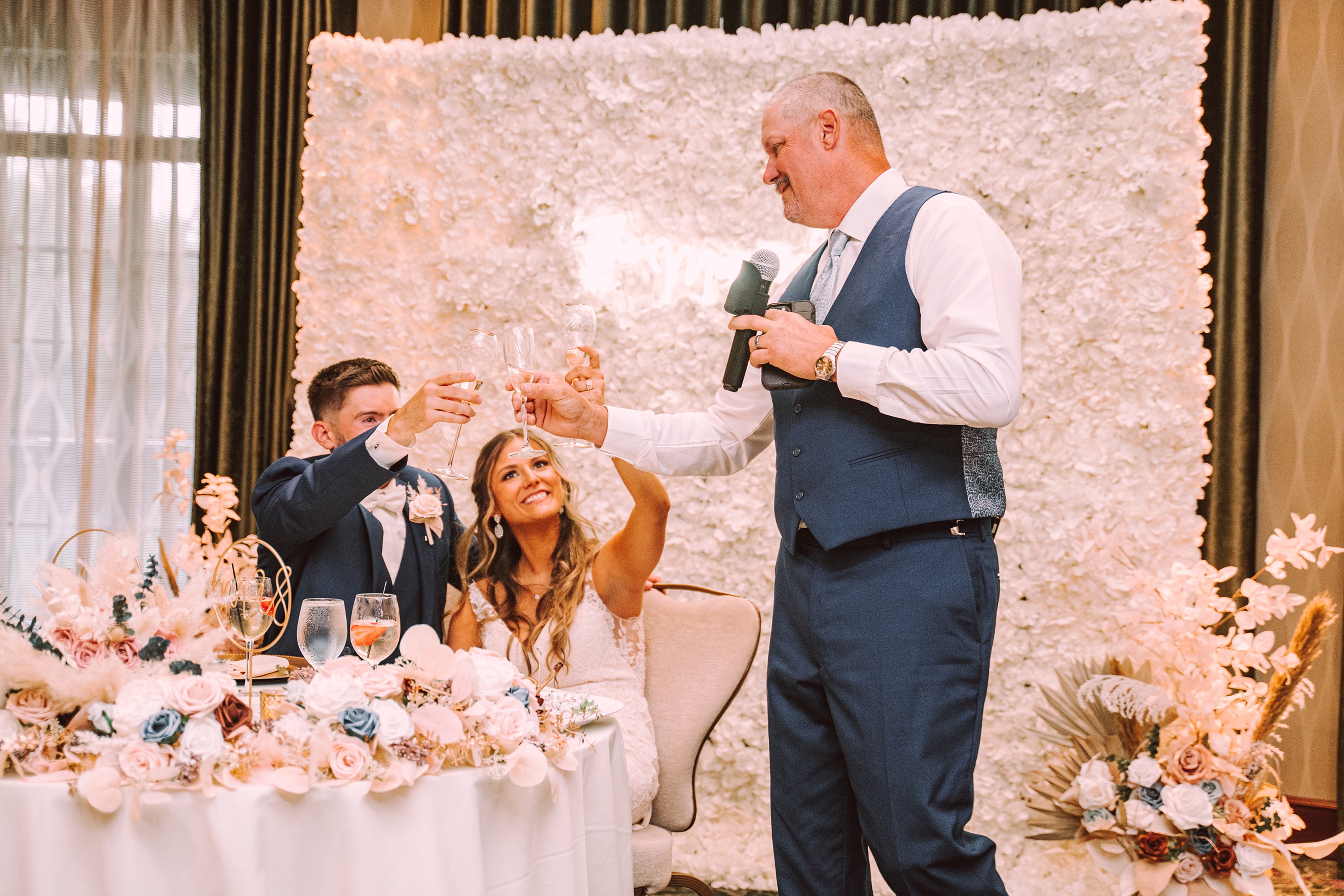 Best Utica NY Wedding Photographer