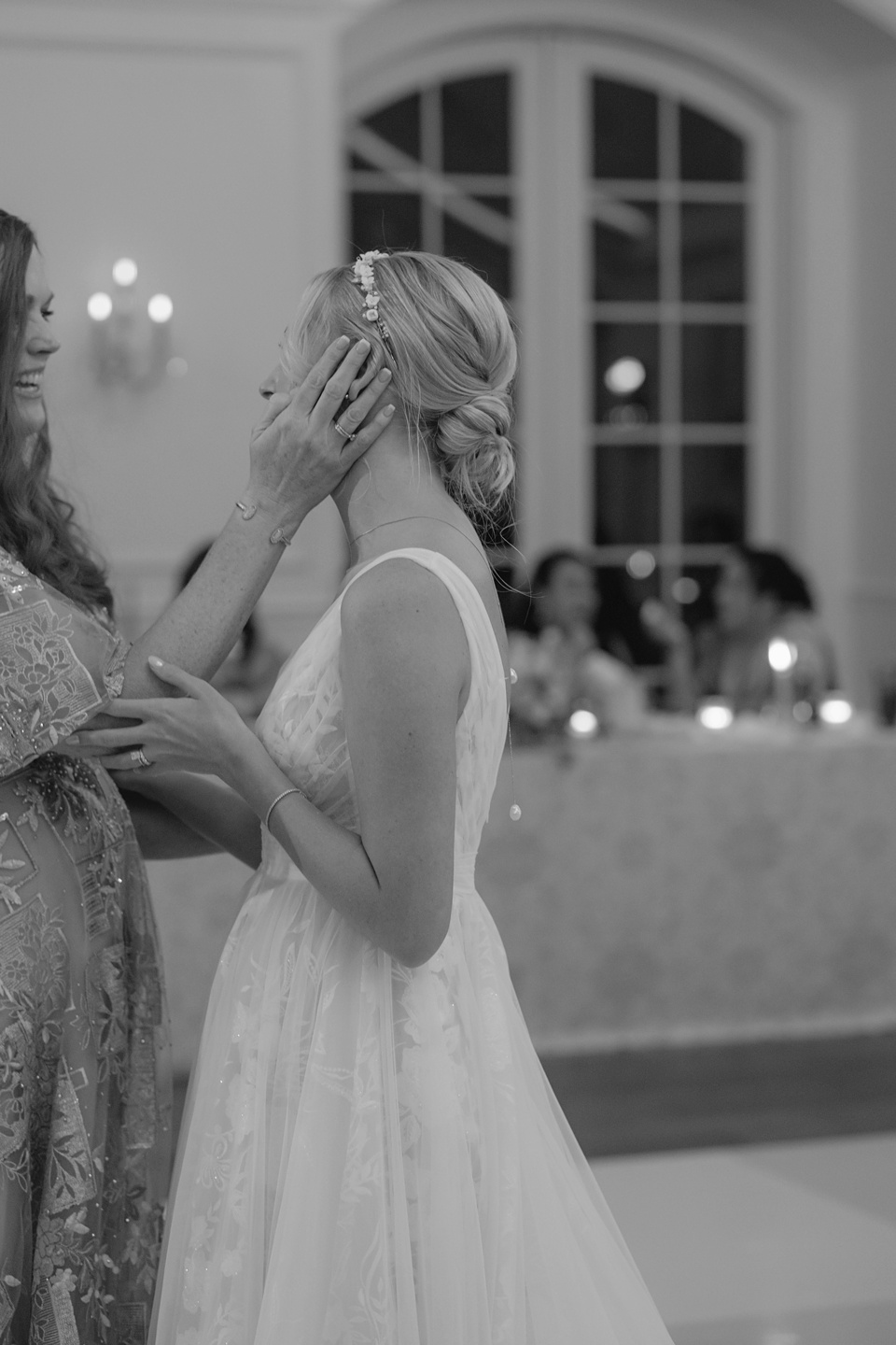  and heartfelt memories captured on this special day.

Immaculate Design and Stunning Details:
Nestled amidst the autumnal beauty of Hillside Estates, from the exquisite paperie to the breathtaking floral arrangements. Every detail was meticulously curated
