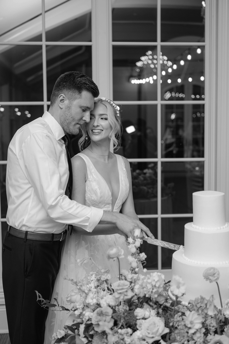  laughter, complete with a pool table and big screen for catching up on the football game. These candid moments of camaraderie added a touch of levity to the day's proceedings