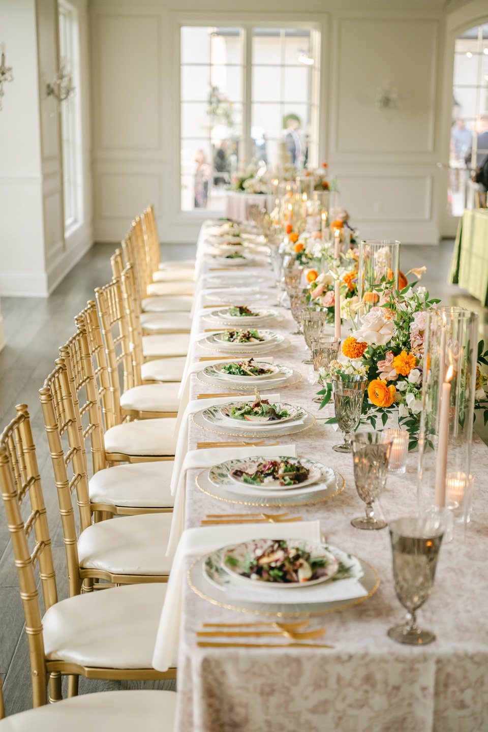  setting the stage for a truly unforgettable celebration.

Joyous Reception and Late-Night Pizza Party:
The reception was a lively affair,Immaculate Design and Stunning Details