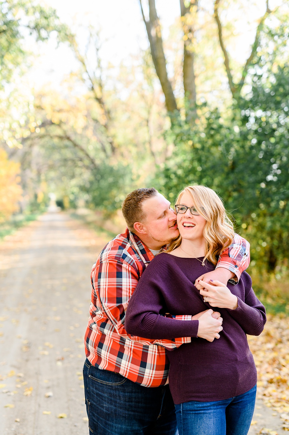 kindred nd engagement photos,fargo engagement photos