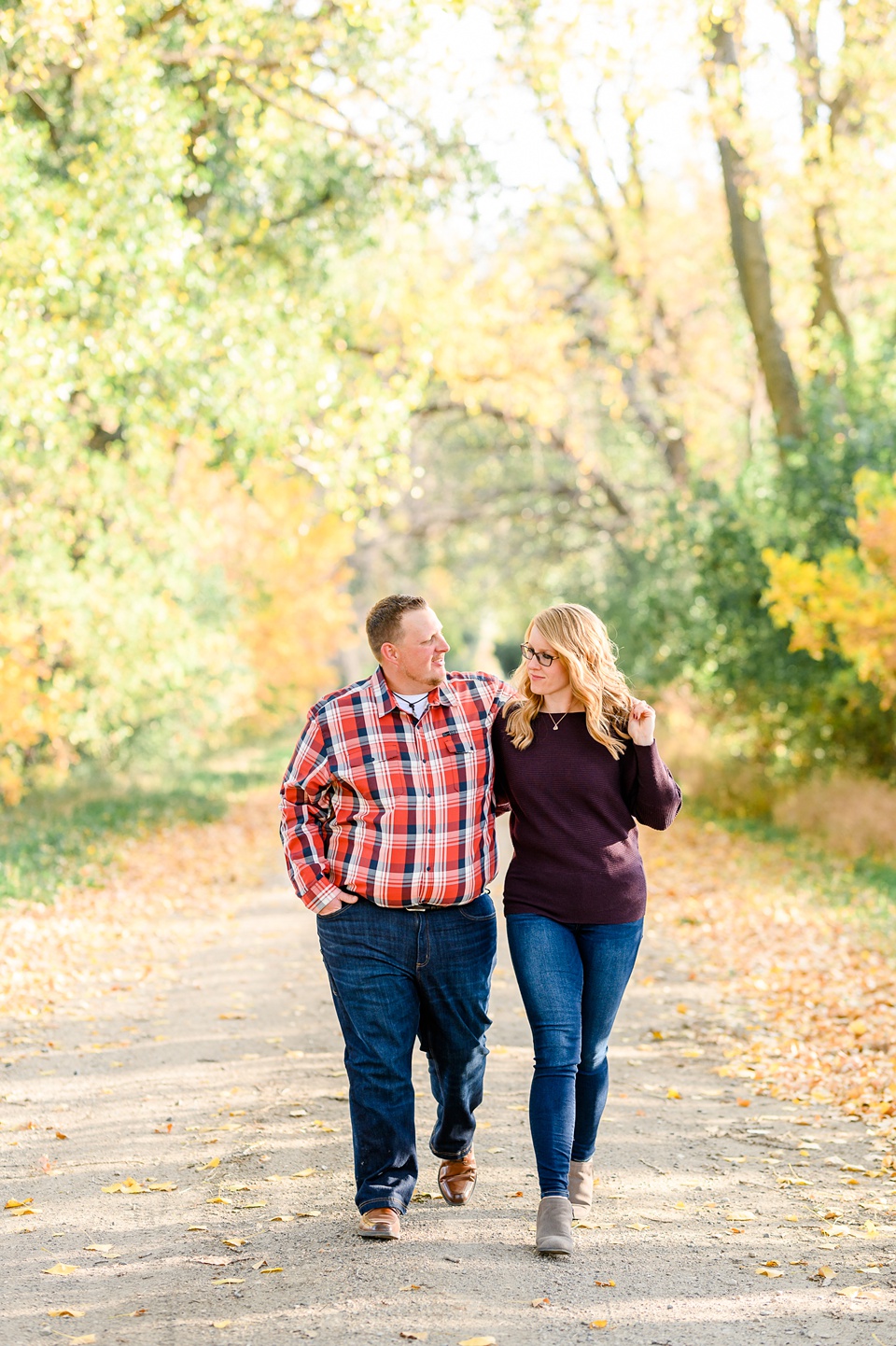 kindred nd engagement photos,fargo engagement photos