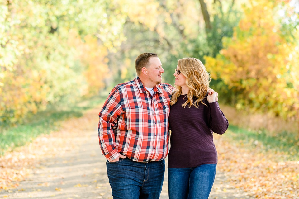 moorhead wedding photographer,engagement photos by kindred