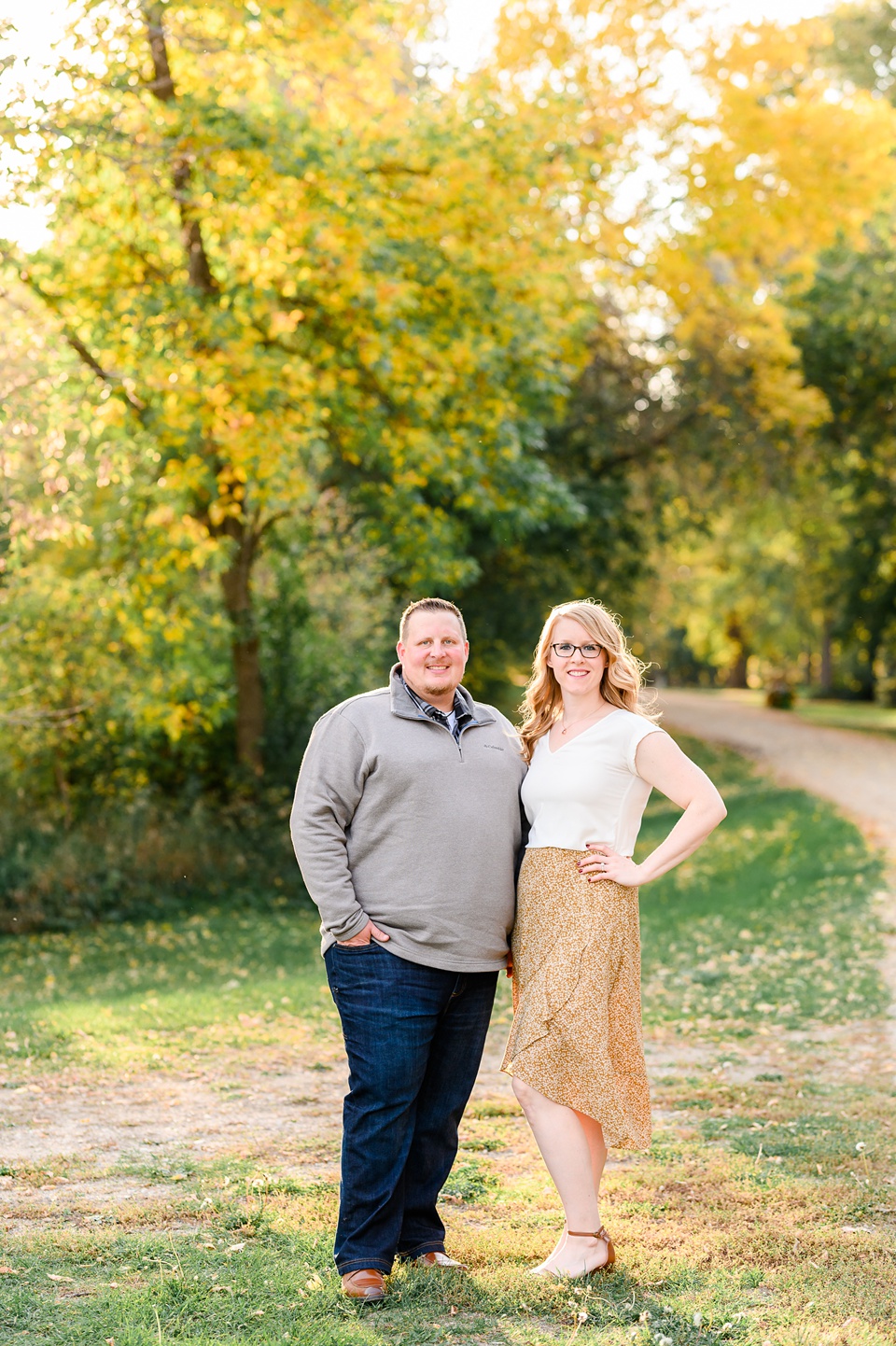 fall engagement session,moorhead wedding photographer