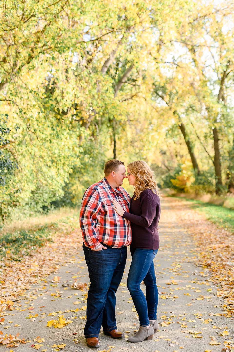 kindred nd engagement photos,north dakota wedding photographer