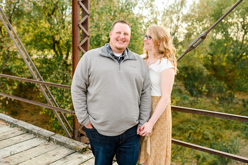 fall engagement session,Chelsea Joy Photography