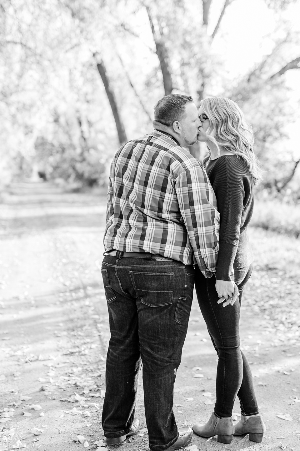 moorhead wedding photographer,fargo engagement photos