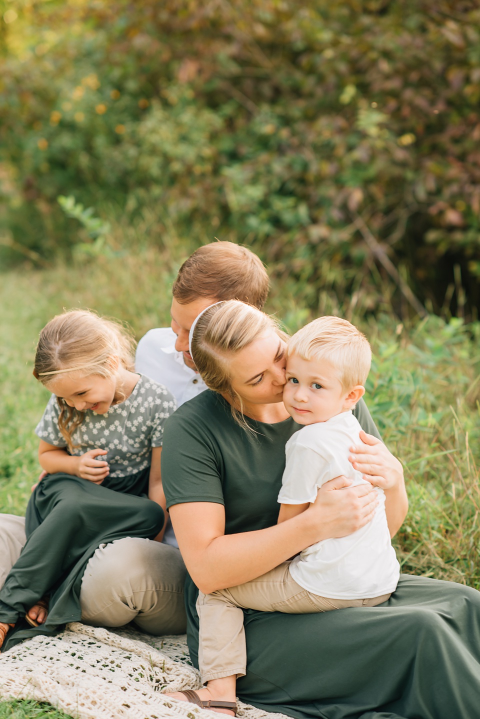 family photos by the lake,lancaster pa