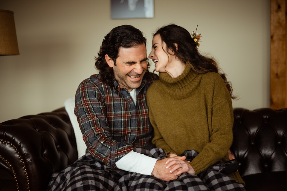 natural and candid photography,guide to couples posing