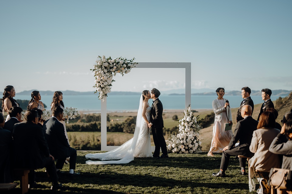 auckland weddings,Auckland wedding photographer,Auckland wedding photography,Aucklandvenues,Melbourne Wedding Photographer,Austraila Wedding photographer,Melbourne weddings