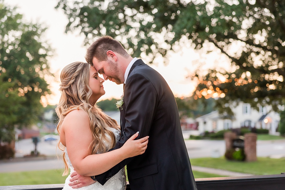 The Blanton House: A Historic Wedding Venue with Timeless Charm ,white floral