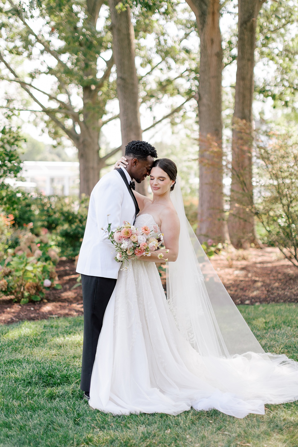 Image by Hope Helmuth Oaks Waterfront Hotel Wedding,East COast Wedding