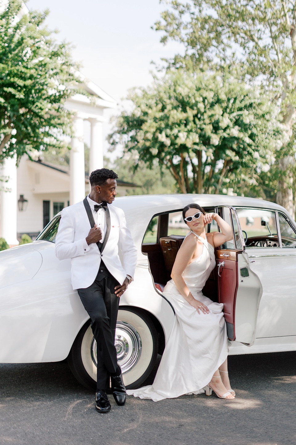 Image by Hope Helmuth Oaks Waterfront Hotel Wedding Photographer
