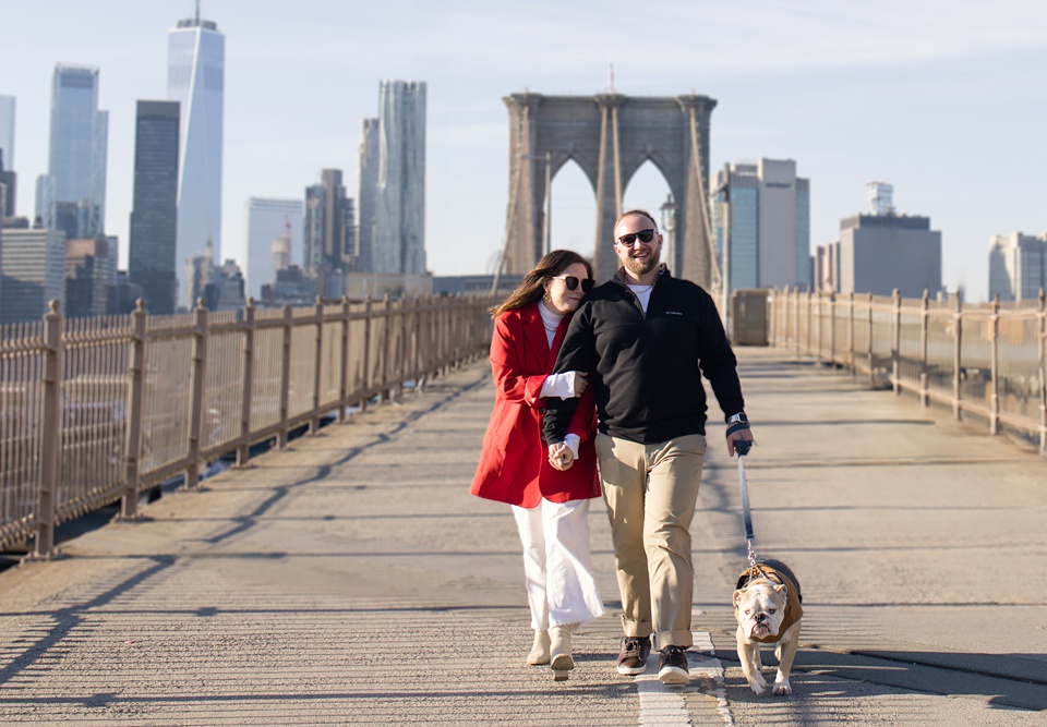 brooklyn,couple,english bulldog,brooklyn bridge,nyc,red blazer