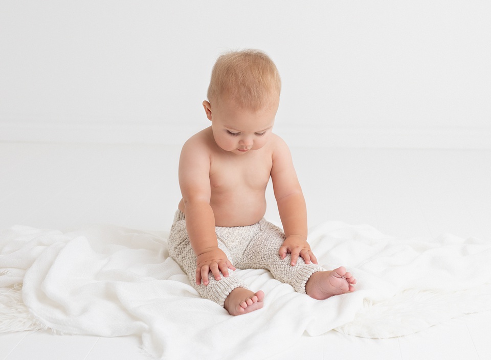 Example Shoot Title Tag baby boy one year old,milestone session