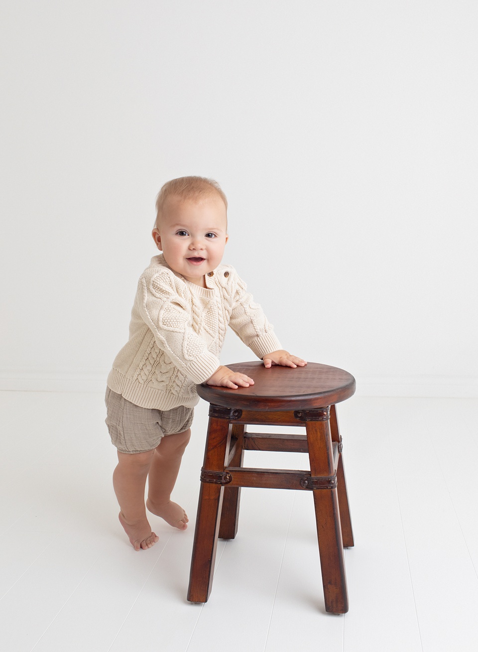 Example Shoot Title Tag wooden cake smash,baby's first year photo package
