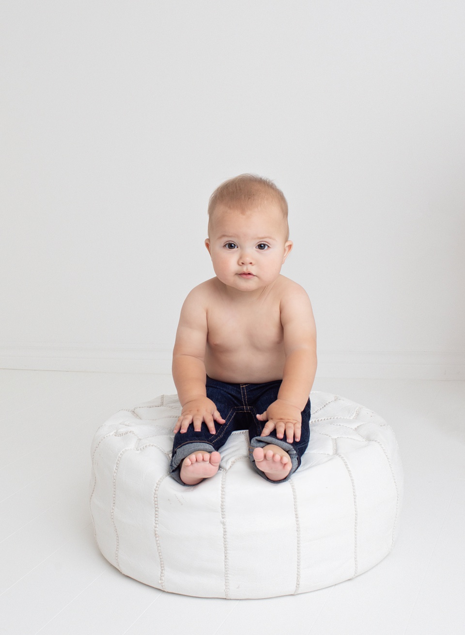 Example Shoot Title Tag all white studio