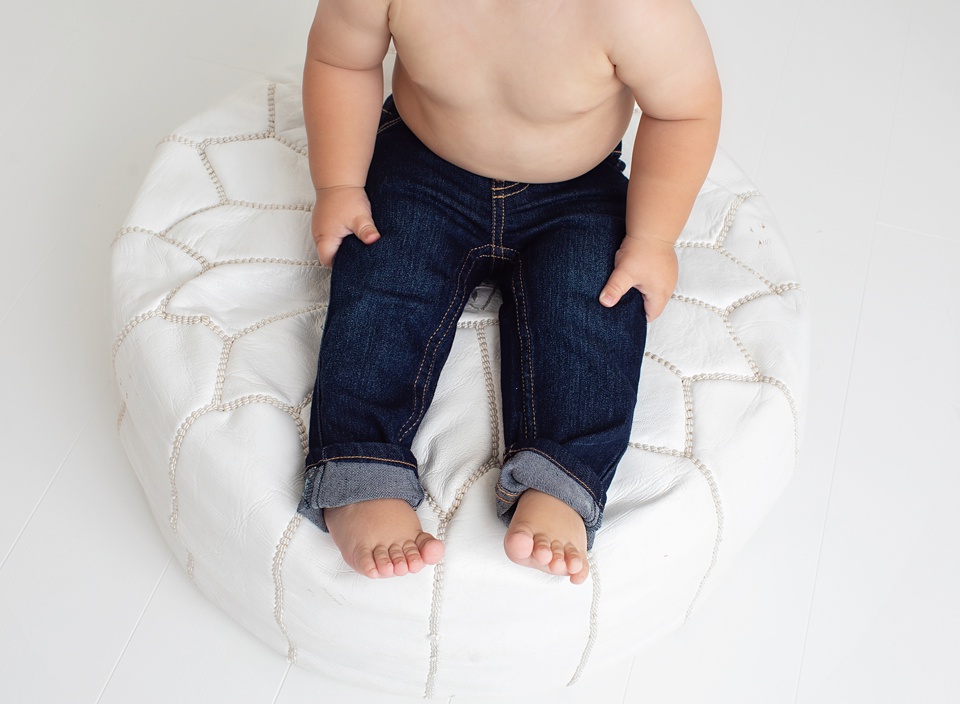 Example Shoot Title Tag milestone session,baby's first year photo package