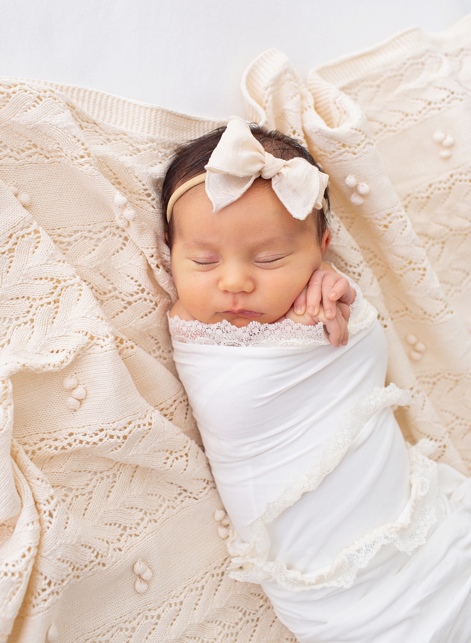 Example Shoot Title Tag natural,family studio photos