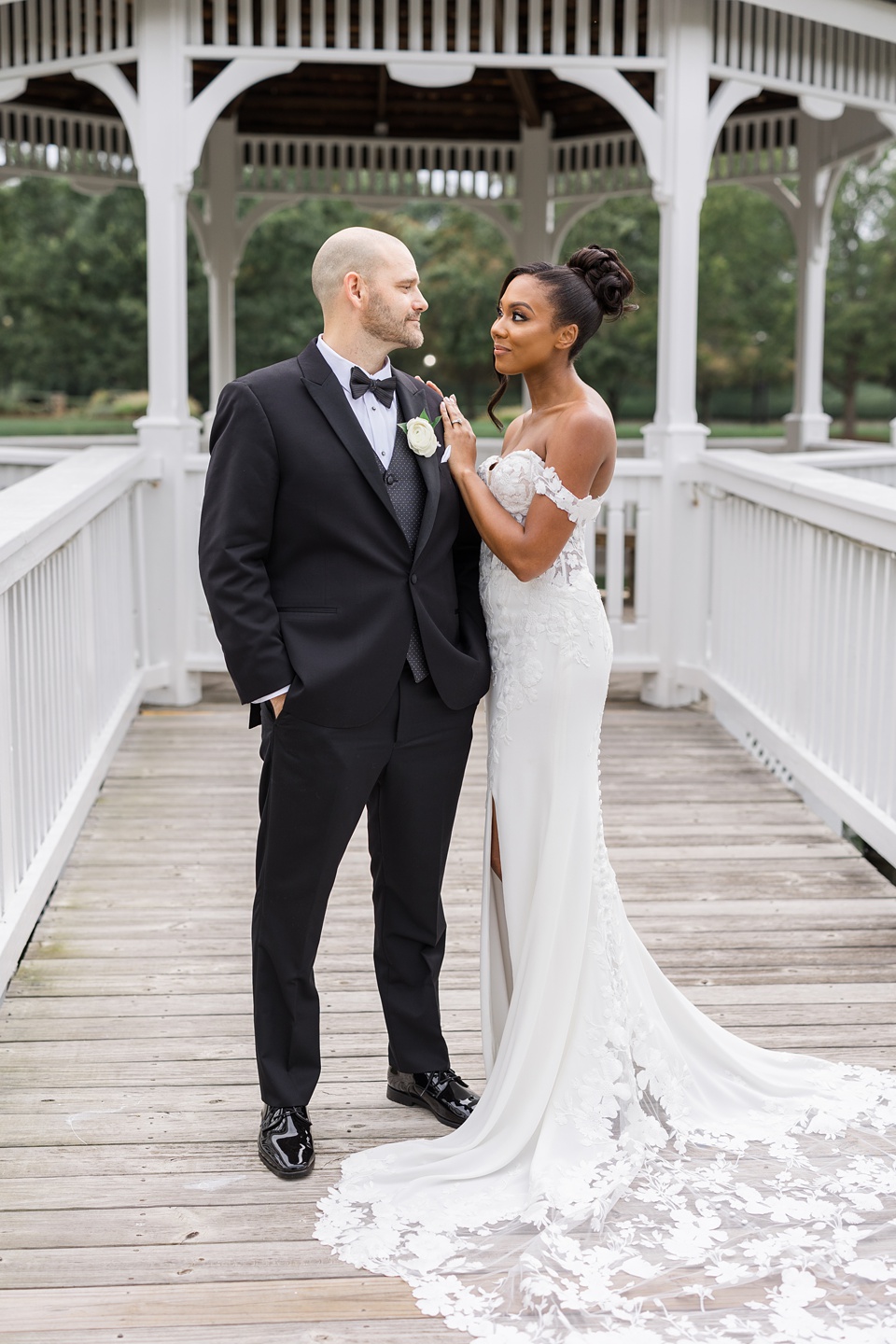 interatial wedding couple,heritage hunt country club