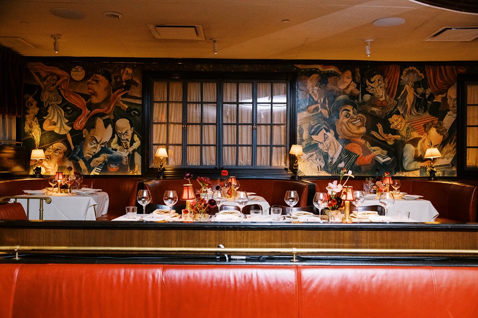 Reception at Monkey Bar with Vintage New York Vibes