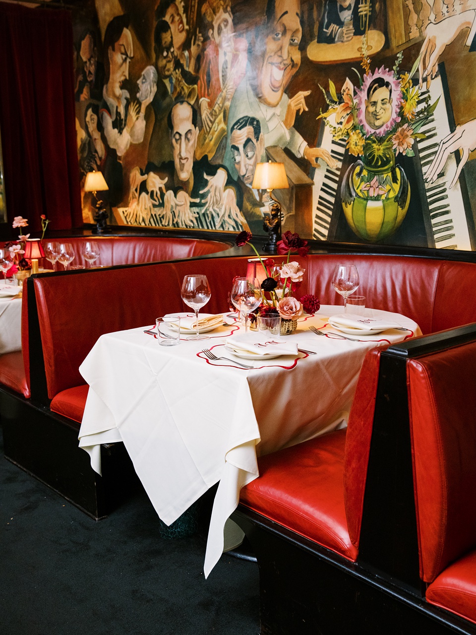 New York City Stoop Adorned with Romantic Spring Florals,Reception at Monkey Bar with Vintage New York Vibes