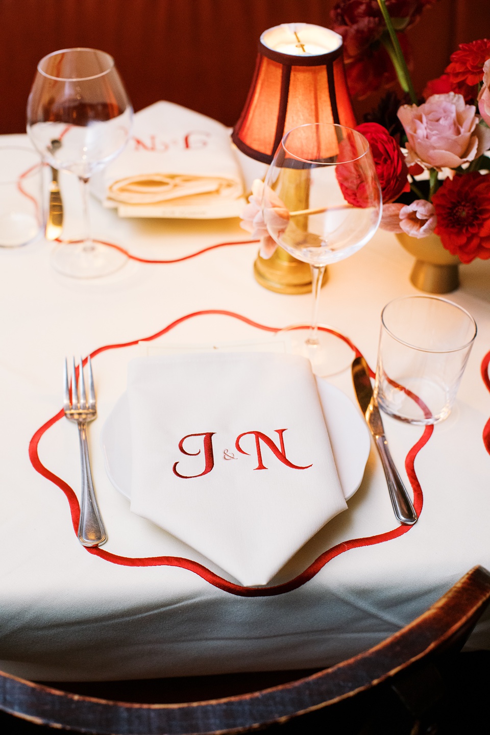 Reception at Monkey Bar with Vintage New York Vibes,New York City Stoop Adorned with Romantic Spring Florals