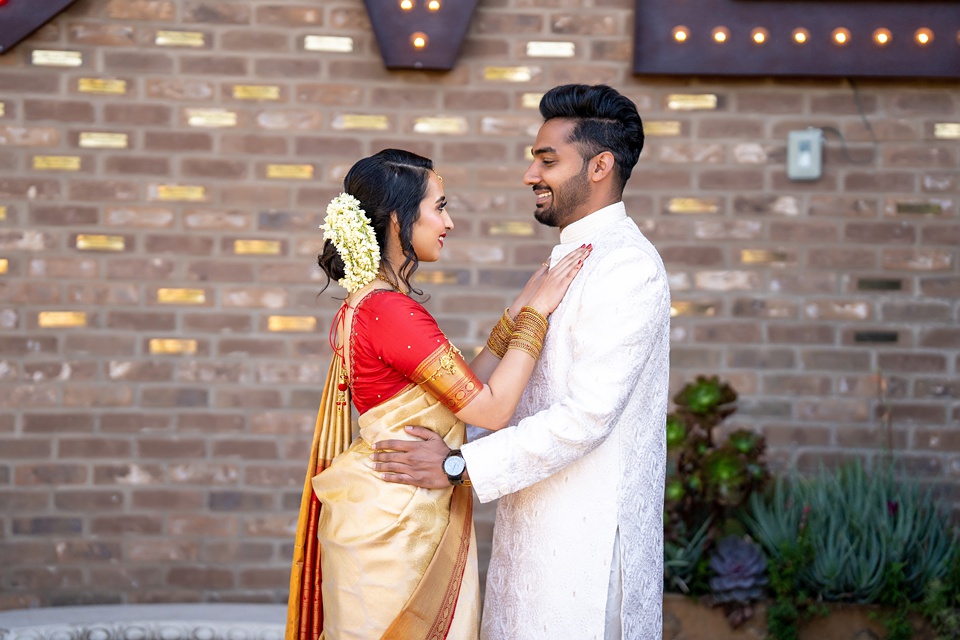 25+ South Indian Wedding Photography Poses for Couples | Indian wedding  photography poses, Indian wedding photography, Indian wedding poses