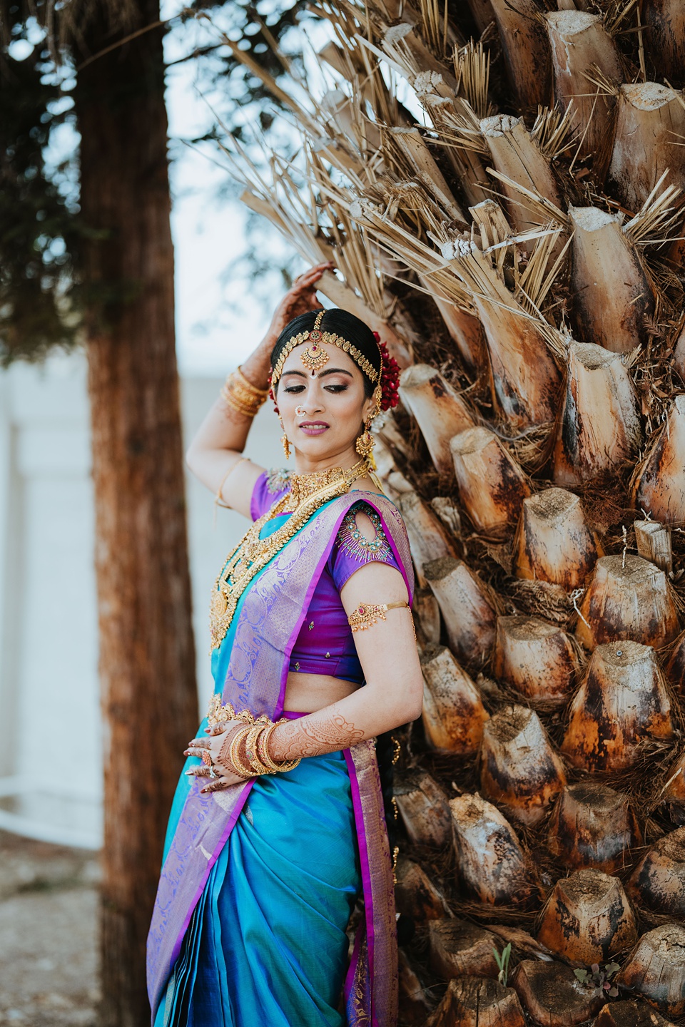 South Indian bride poses, beautiful girl Stock Photo - Alamy