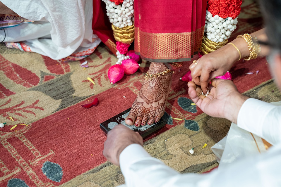 Nivi + Kousik, South Indian Wedding Livermore Hindu Temple