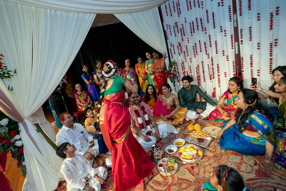 Nivi + Kousik, South Indian Wedding Livermore Hindu Temple