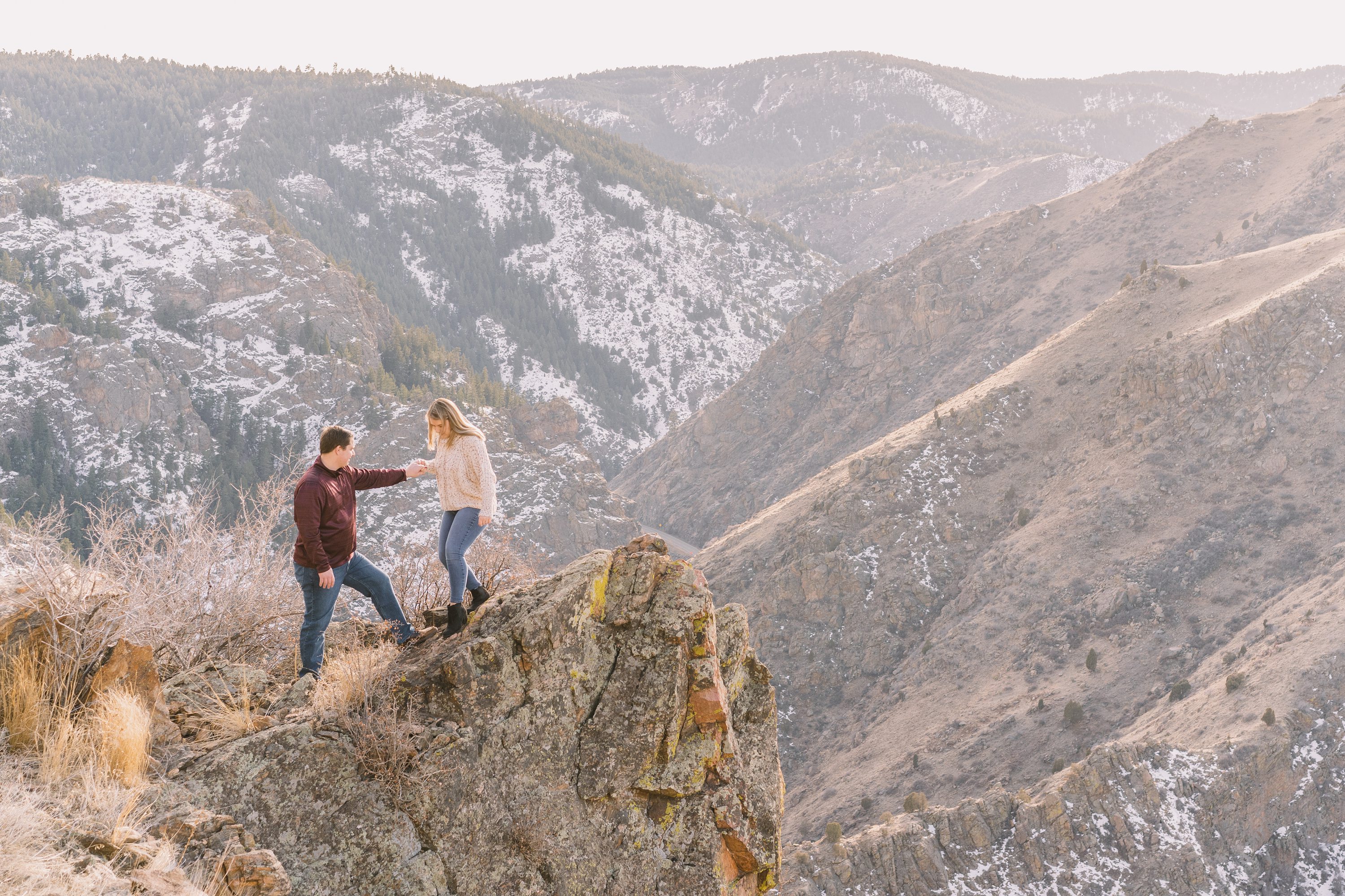 sweater,lookout mountain engagement photos