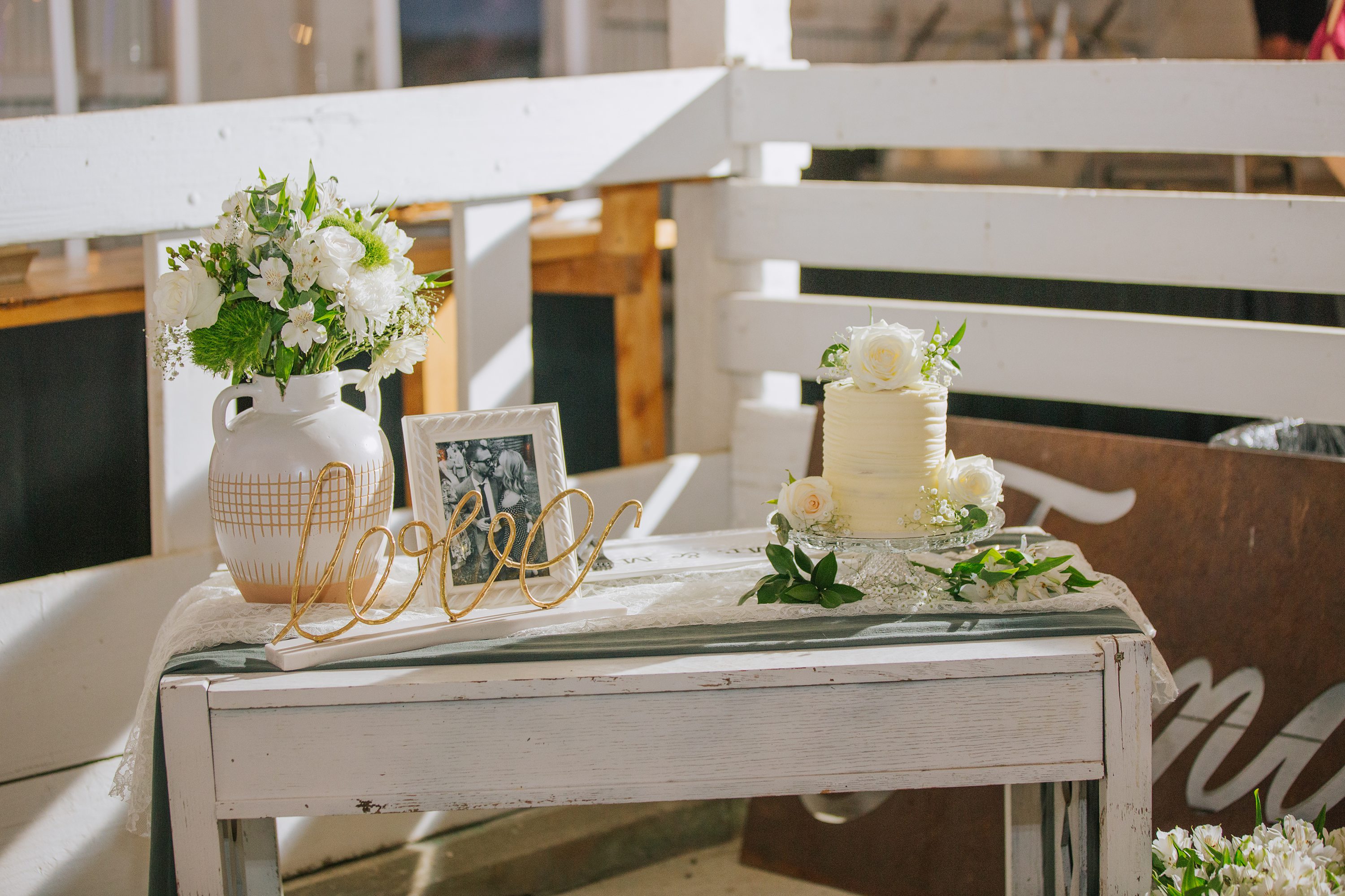 barn wedding,wedding details